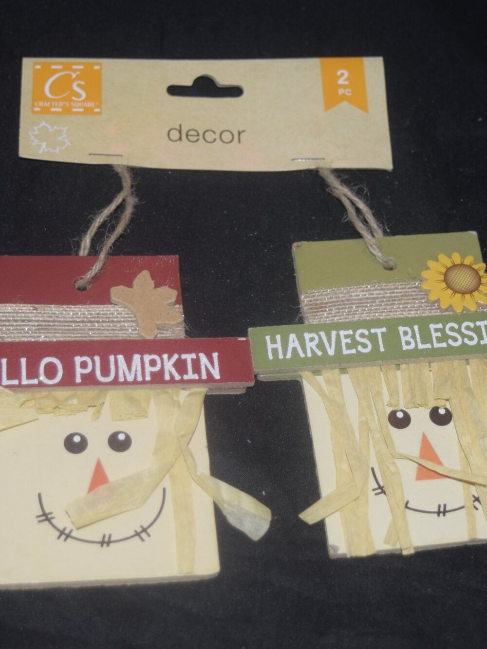 NWT Crafter’s Square Scarecrow Signs 2pc Set Hello Pumpkin Harvest